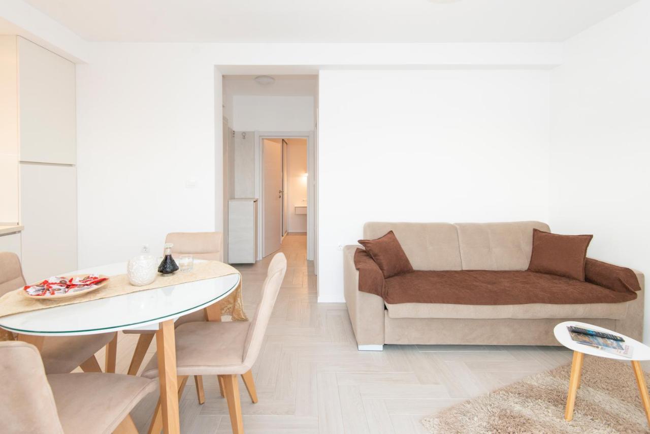 Villa Providenca Apartments ติวัต ภายนอก รูปภาพ