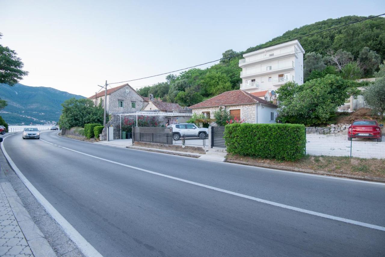 Villa Providenca Apartments ติวัต ภายนอก รูปภาพ