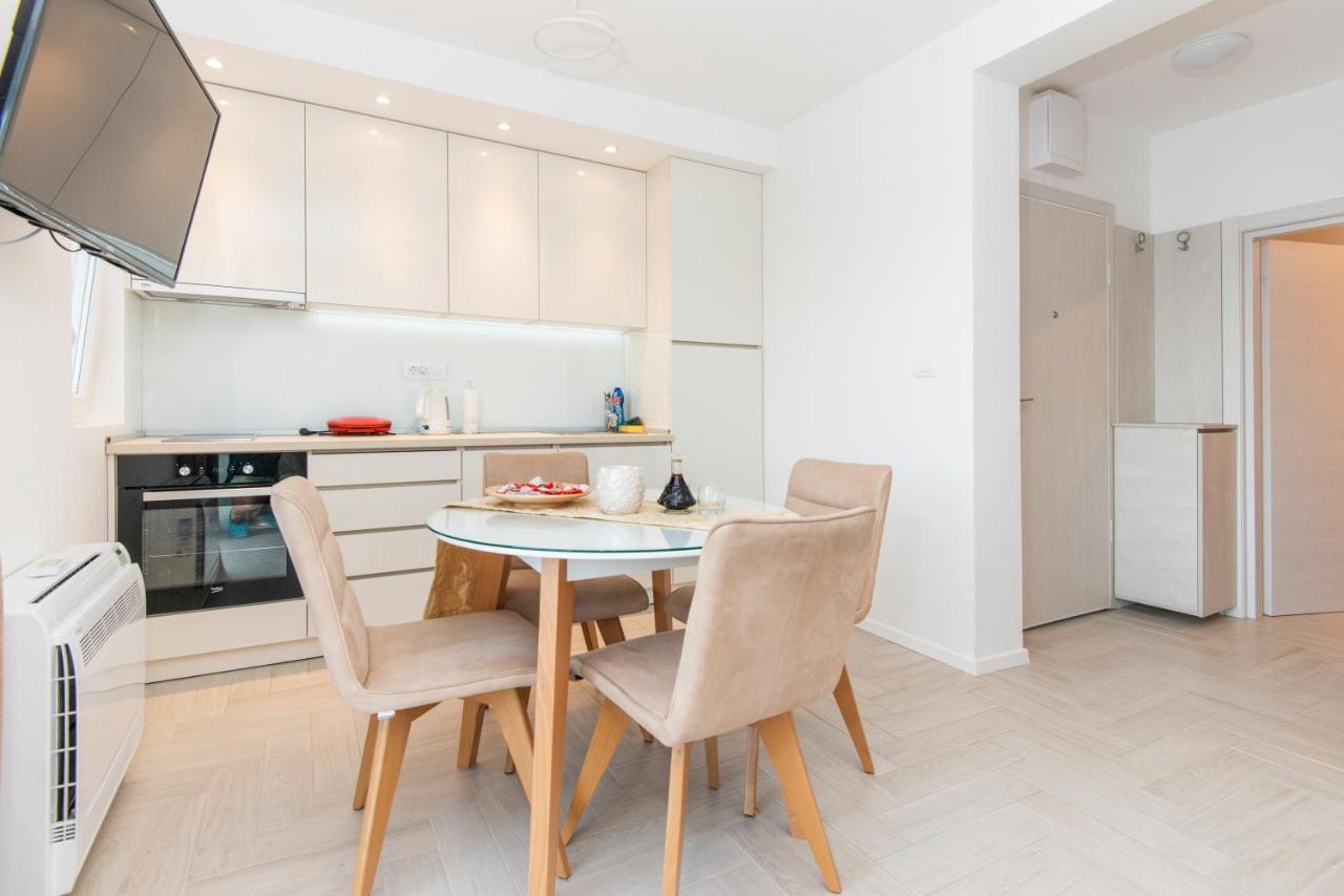 Villa Providenca Apartments ติวัต ภายนอก รูปภาพ