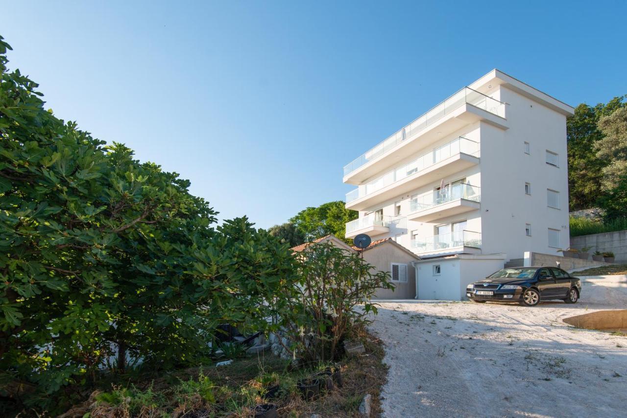 Villa Providenca Apartments ติวัต ภายนอก รูปภาพ