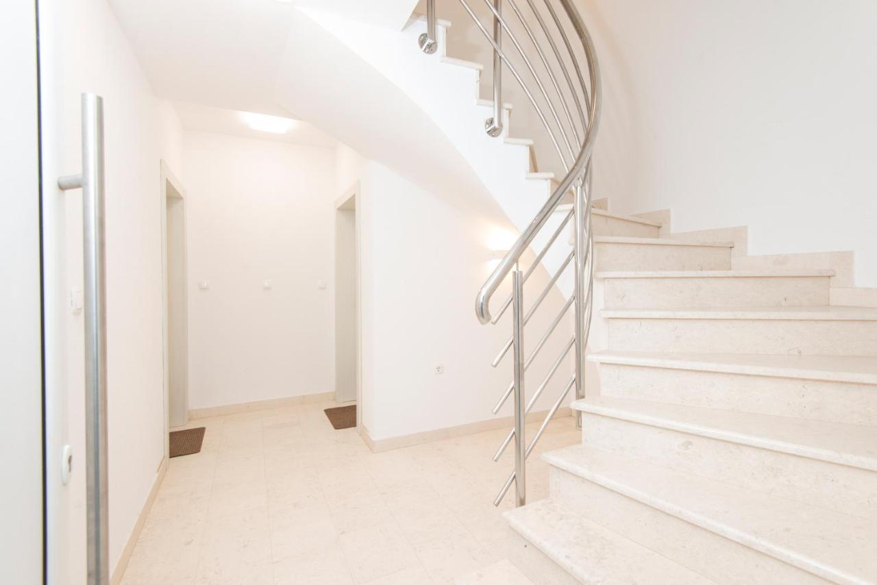Villa Providenca Apartments ติวัต ภายนอก รูปภาพ