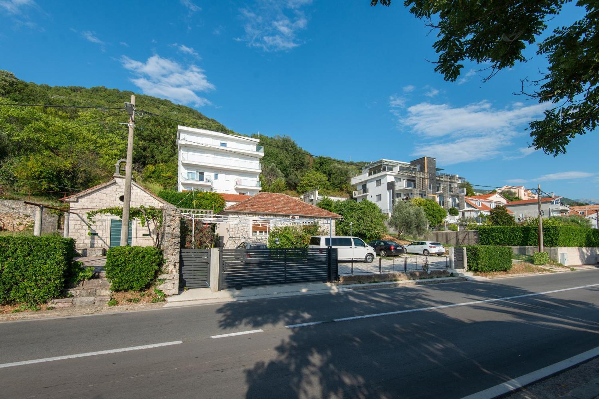 Villa Providenca Apartments ติวัต ภายนอก รูปภาพ